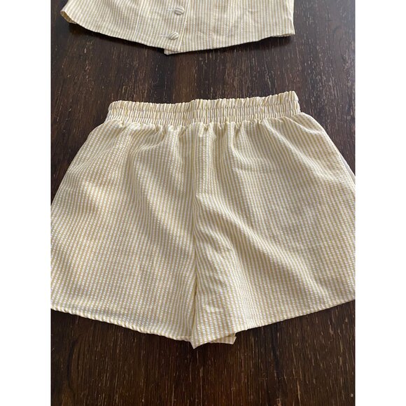 Yellow & White Striped Linen Vest & Shorts Set - Womens medium - Button Front - Picture 4 of 7